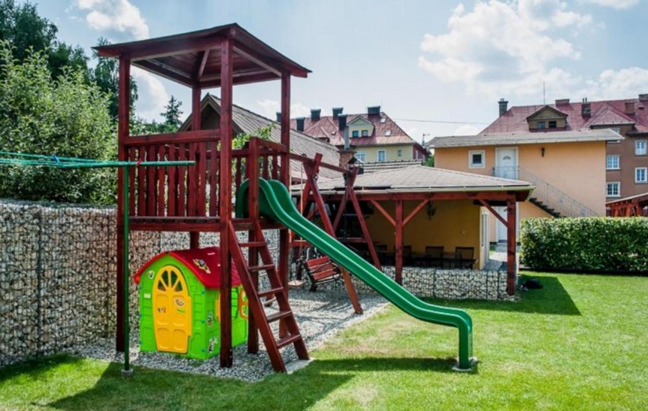 Apartmany Restart - Arestart Sk Ліптовський Мікулаш Екстер'єр фото