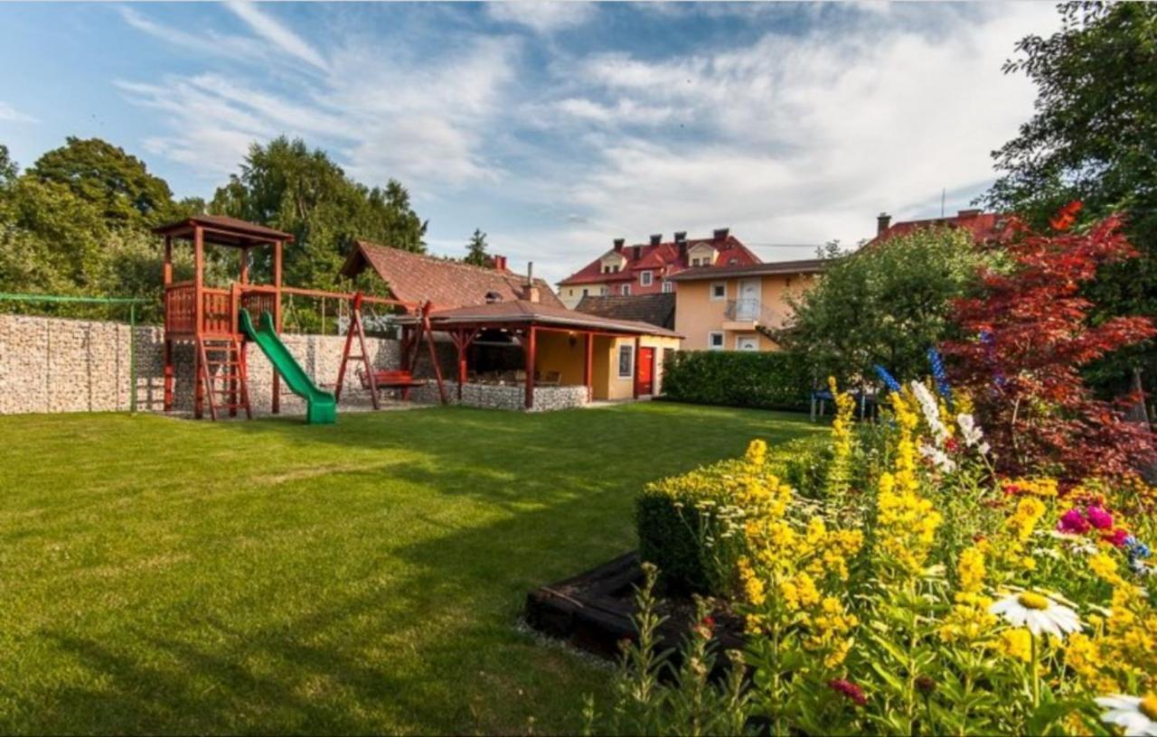 Apartmany Restart - Arestart Sk Ліптовський Мікулаш Екстер'єр фото