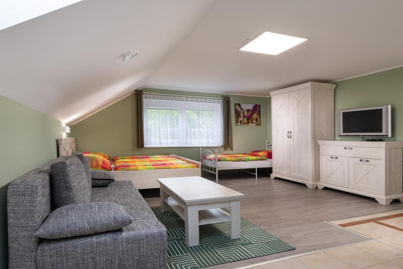 Apartmany Restart - Arestart Sk Ліптовський Мікулаш Екстер'єр фото